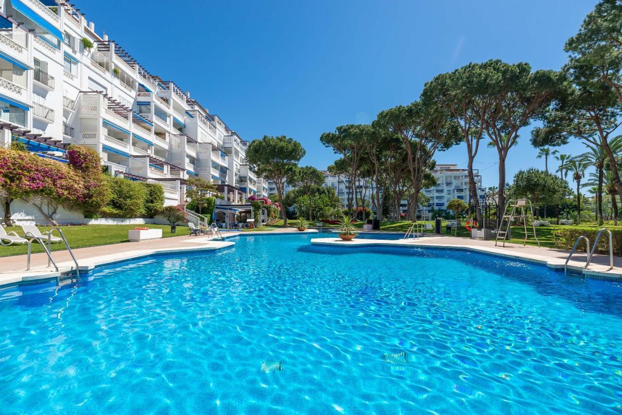 Puerto Banus2 Beachfront And Pools Marbella Exterior photo