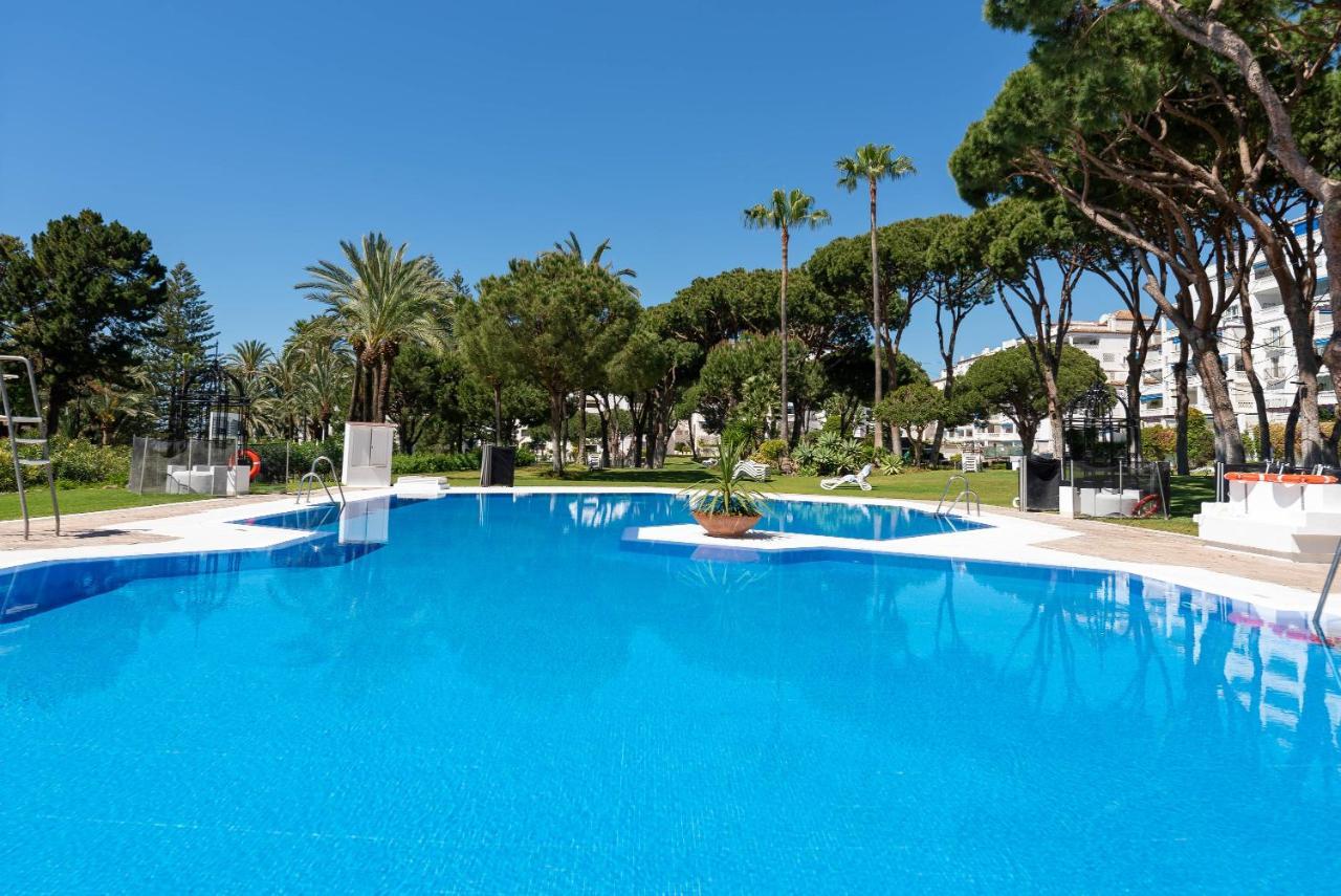 Puerto Banus2 Beachfront And Pools Marbella Exterior photo